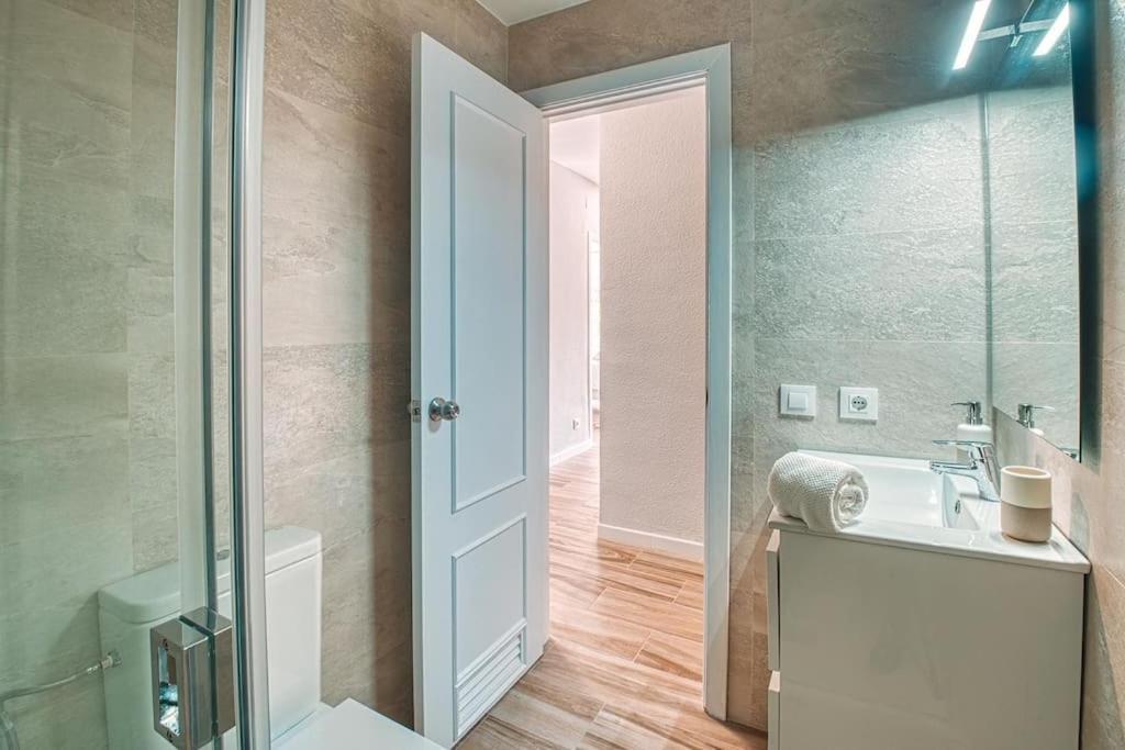 Apartamento New Folch Sevilla B Dış mekan fotoğraf